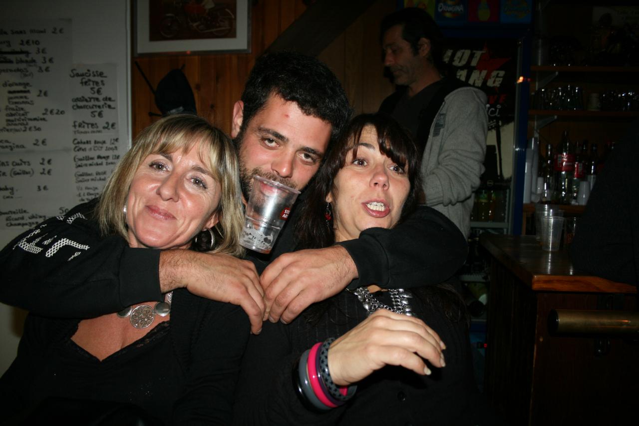 HOT GANG OCT 2012 150