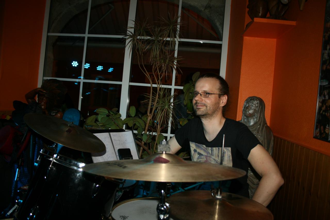 In VOLT AVRIL 2014 133