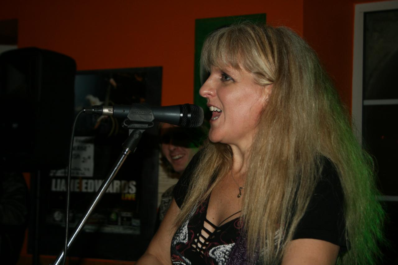LIANE EDWARDS 067